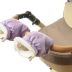 Рукавички-Муфта на коляску Ok Style Сніжинка Світло бузковий блискучий №17