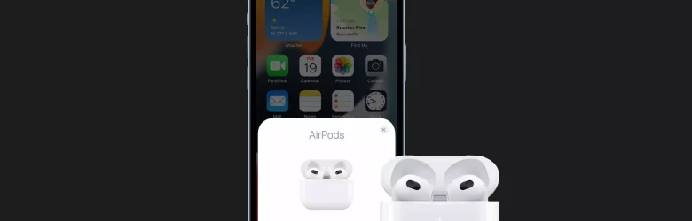 Apple AirPods 3rd gen iPhone 13 1full.jpg scaled